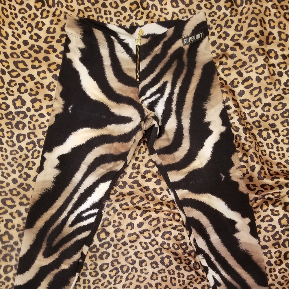 Superhot leggings
